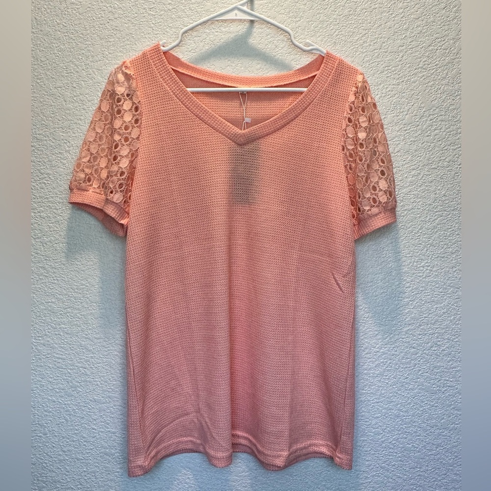 Pink short sleeve top